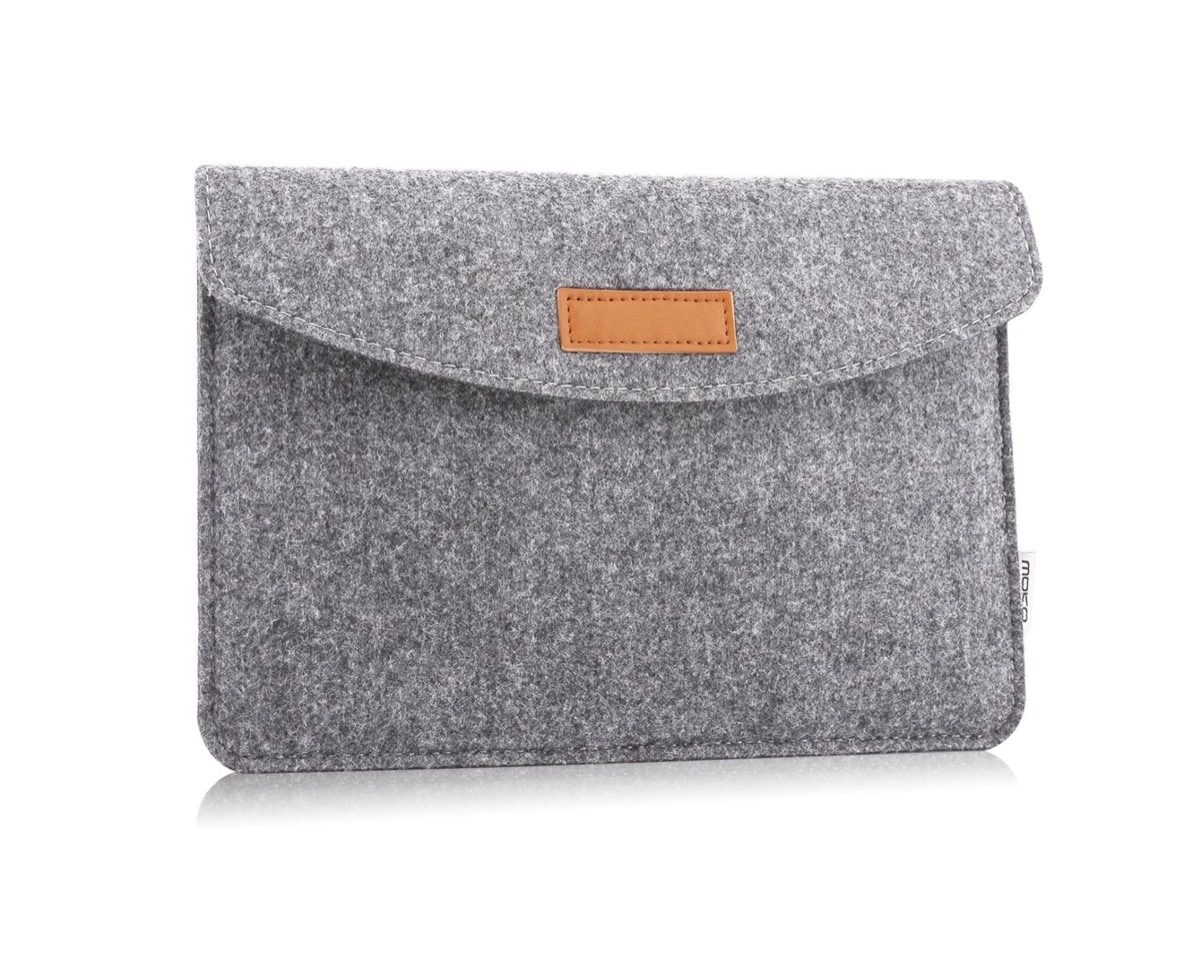 Kindle Paperwhite 6.8 compatible landscape felt sleeve from MoKo